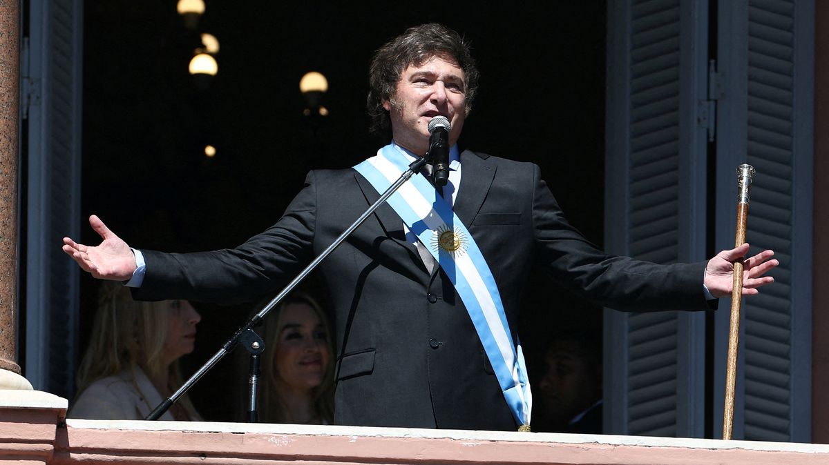 Peníze došly. Nový argentinský prezident chce zemi vyvést z krize šokovou terapií